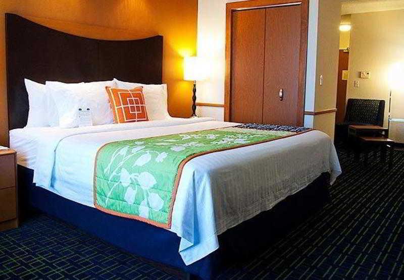 Fairfield Inn & Suites Tampa Fairgrounds/Casino Orient Park Kültér fotó