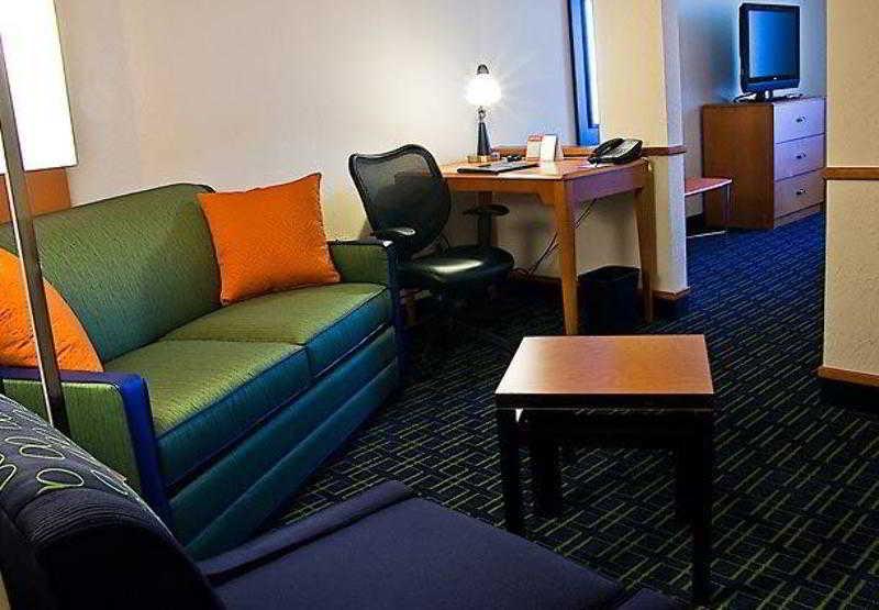 Fairfield Inn & Suites Tampa Fairgrounds/Casino Orient Park Kültér fotó