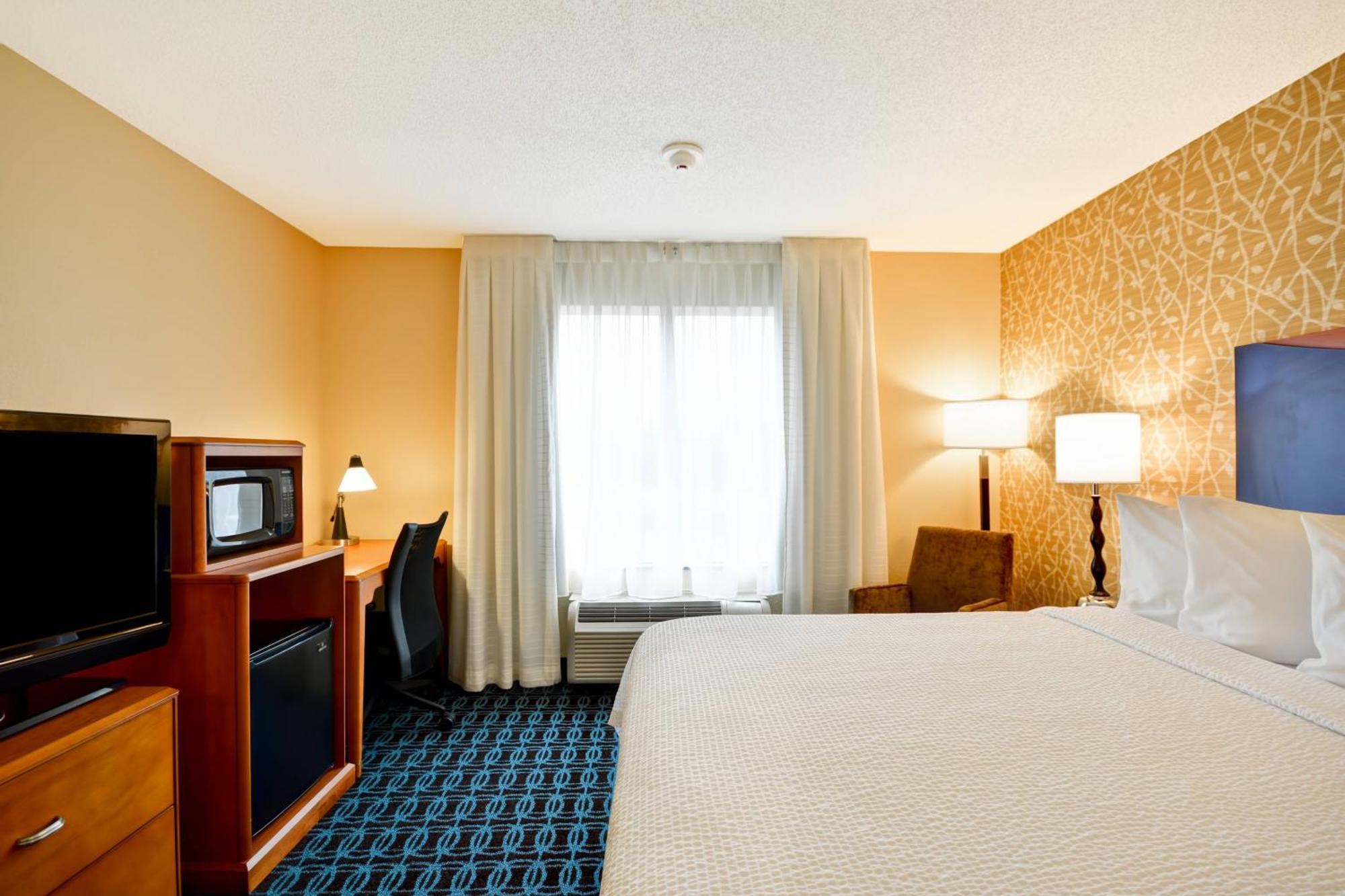 Fairfield Inn & Suites Tampa Fairgrounds/Casino Orient Park Kültér fotó