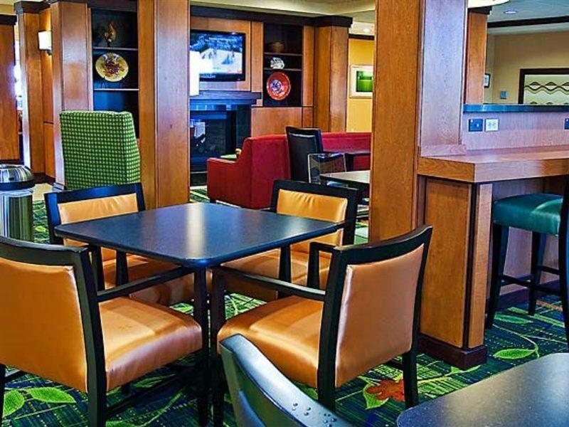 Fairfield Inn & Suites Tampa Fairgrounds/Casino Orient Park Kültér fotó