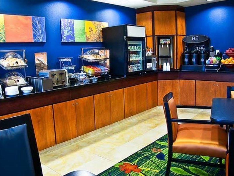 Fairfield Inn & Suites Tampa Fairgrounds/Casino Orient Park Kültér fotó
