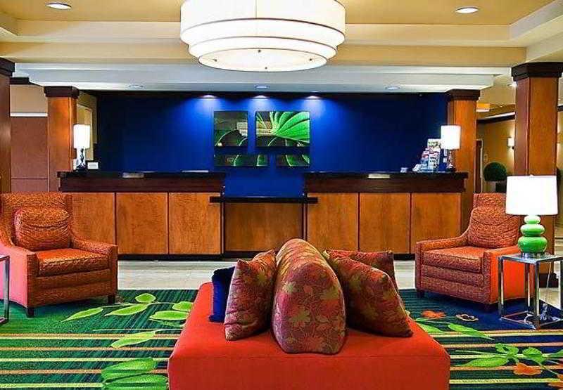 Fairfield Inn & Suites Tampa Fairgrounds/Casino Orient Park Beltér fotó