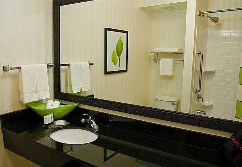 Fairfield Inn & Suites Tampa Fairgrounds/Casino Orient Park Kültér fotó