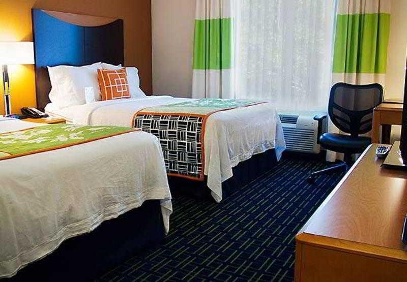 Fairfield Inn & Suites Tampa Fairgrounds/Casino Orient Park Kültér fotó